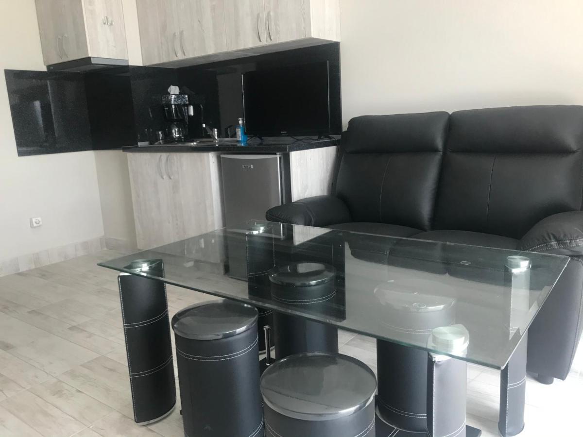 North Park Suite Sofia Bagian luar foto